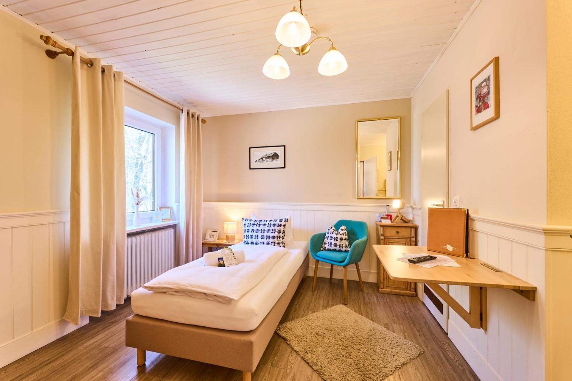 Hotel Waldgasthof Buchenhain Baierbrunn エクステリア 写真